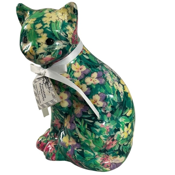 8” Porcelain Patchworks Green Meadow Floral Cat Figurine Joan Baker Vintage - Picture 1 of 15